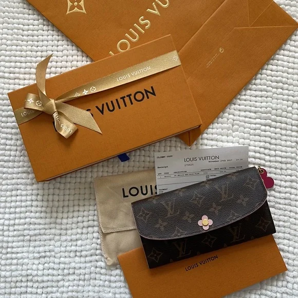 *SOLD* Limited Edition Louis Vuitton Monogram Bloom Flower Emilie Wallet Fuchsia - Picture 8 of 8